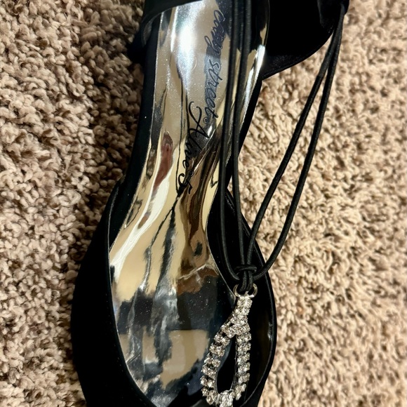 Easy Street Women’s Moonlight Dress Pump - Picture 4 of 7